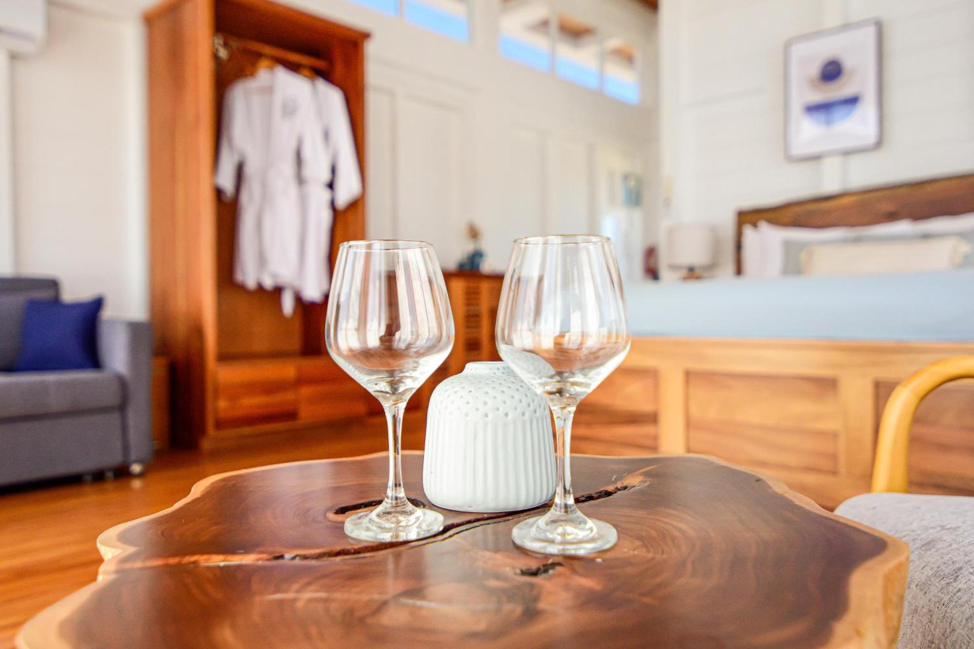 Aruna Resort & Villas 산페드로 외부 사진