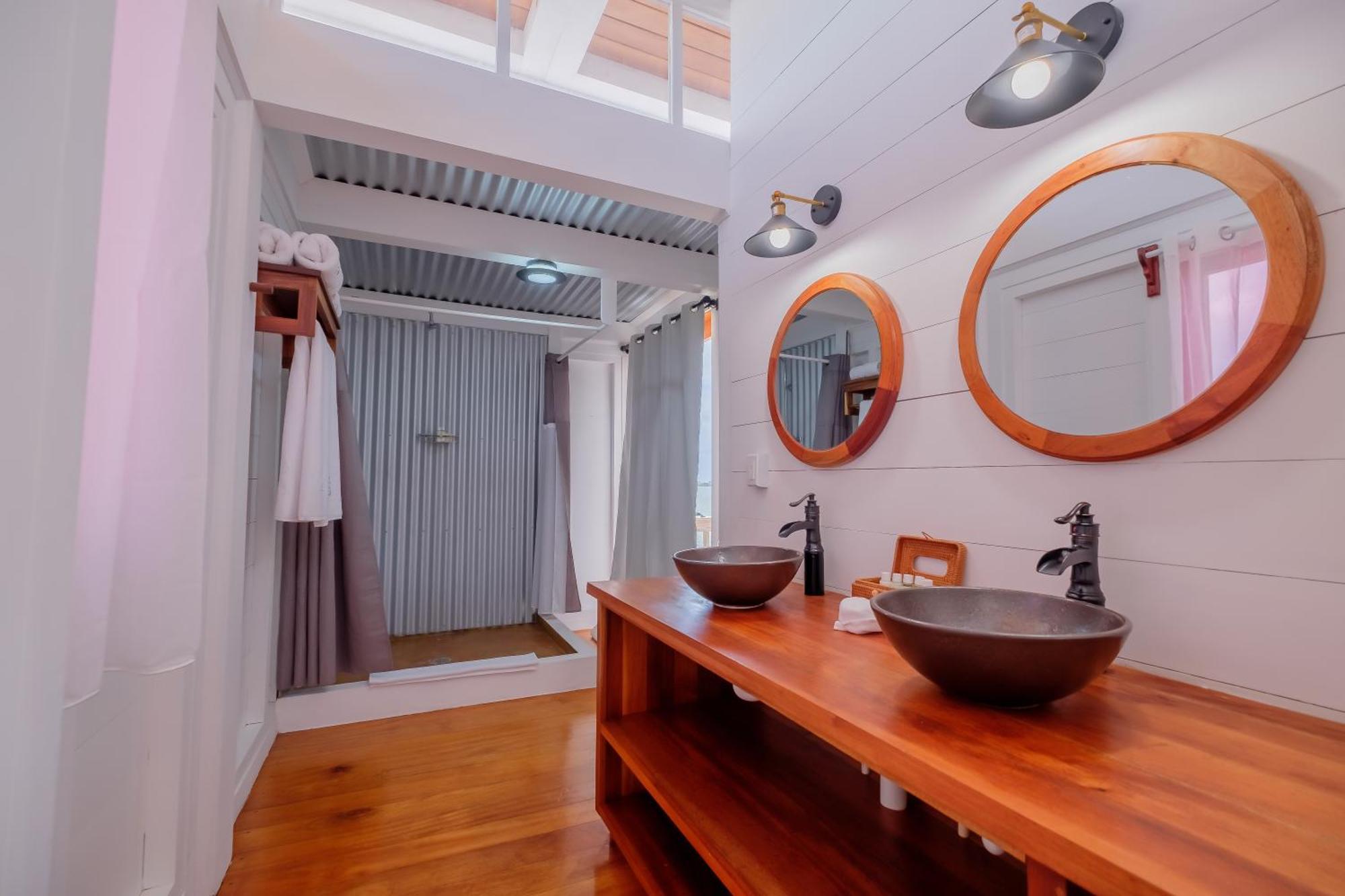 Aruna Resort & Villas 산페드로 외부 사진